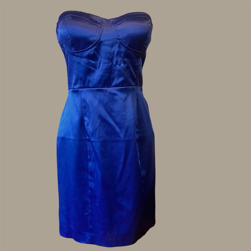 NEW with tag forever 21 satin mini strapless dress. Blue size large.